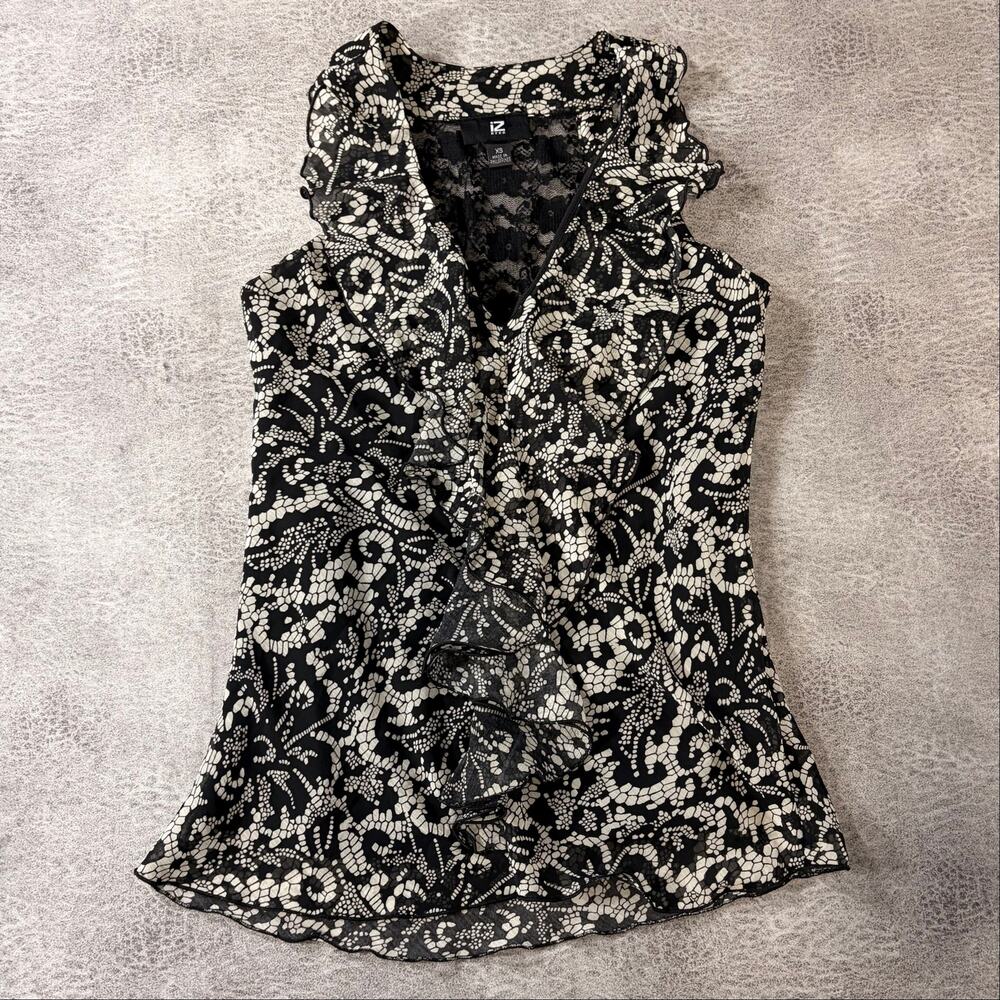 Y2k B&W Paisley Lace Ruffled Sleeveless Blouse